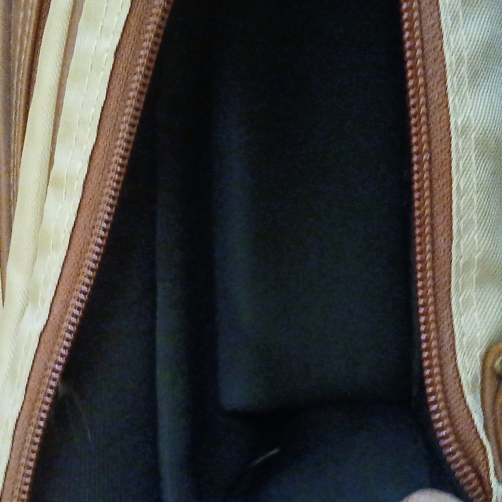 Camera Bag - Picture 10 of 11